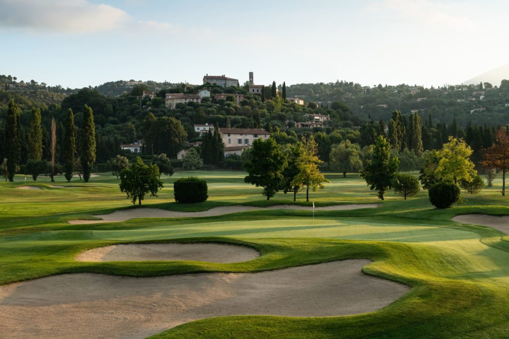 Golf Grande Bastide, parcours 18 trous à Châteauneuf-Grasse, Alpes-Maritimes (06)