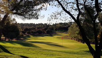 golf nimes vacquerolles, parcours 18 trous à nimes, Gard (30)