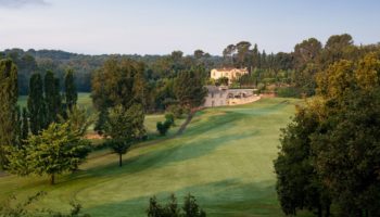 Parcours de golf 18 trours à Opio, sur la Côte d'Azur entre Nice et Cannes