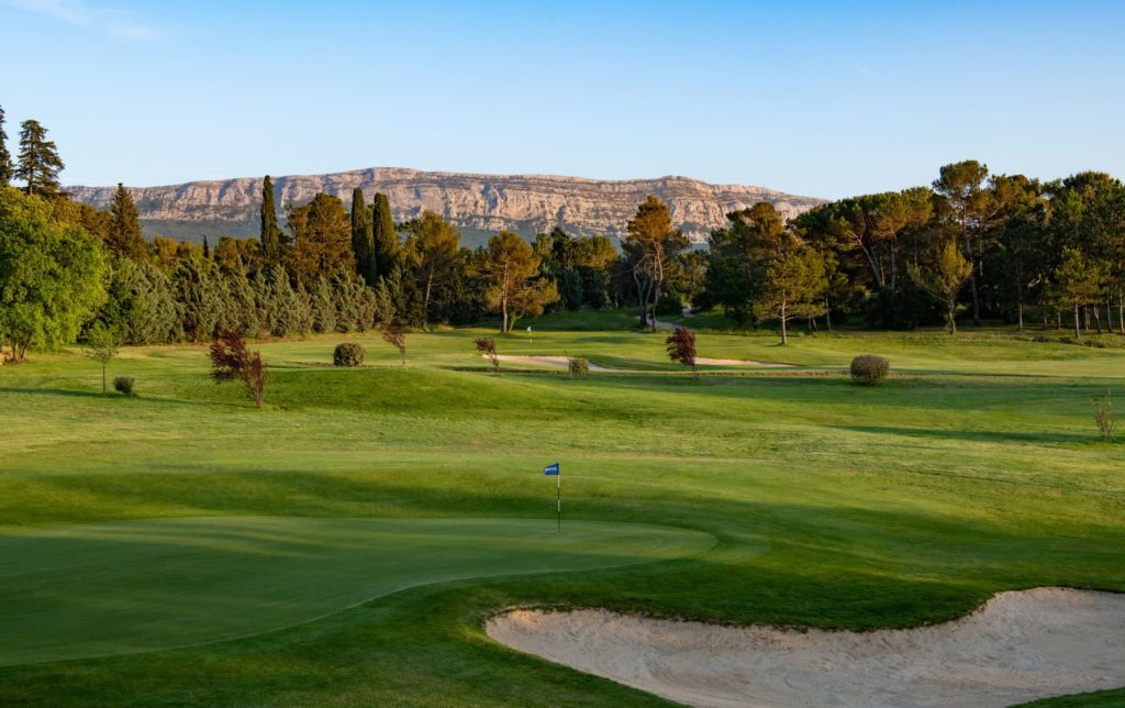 Golf Sainte Baume Trou 4, parcours 18 trous à Nans les Pins, situé dans le Var (83)