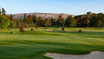 Golf Sainte Baume Trou 4, parcours 18 trous à Nans les Pins, situé dans le Var (83)