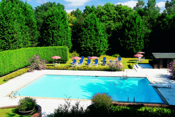 Piscine et Tennis