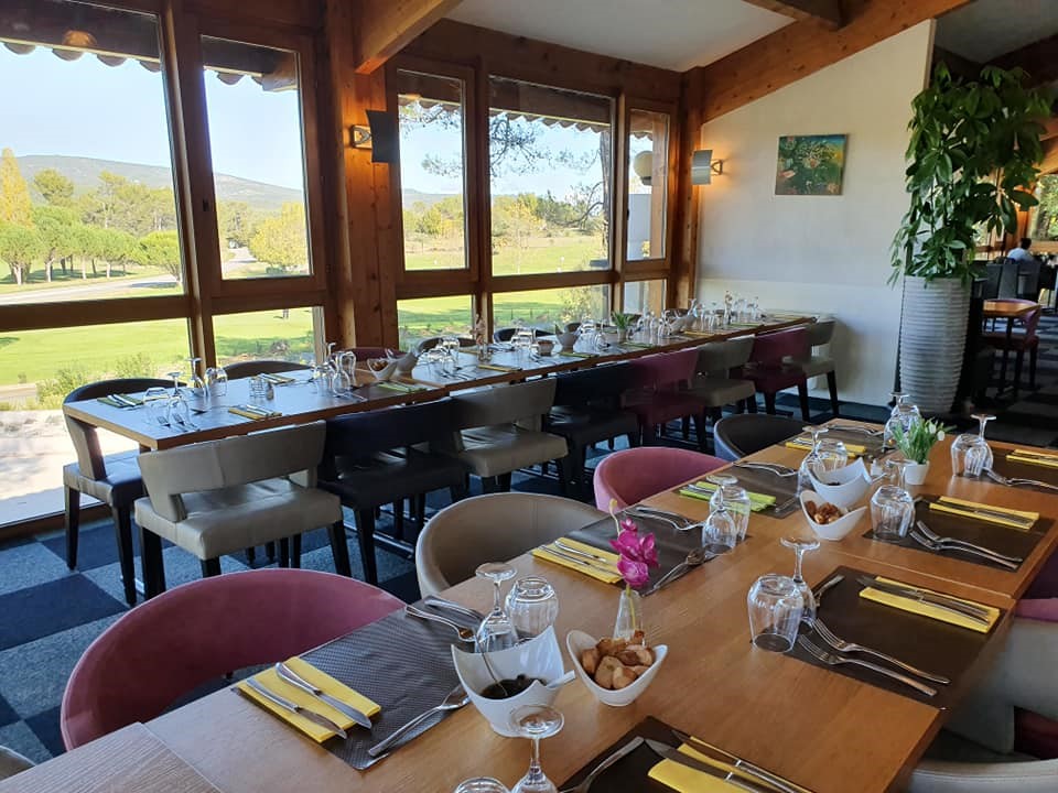 Restaurant à Nans-les-Pins, Golf Sainte Baume, Resonance Golf Collection