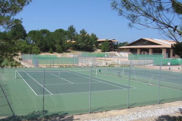 Moliets tennis centre