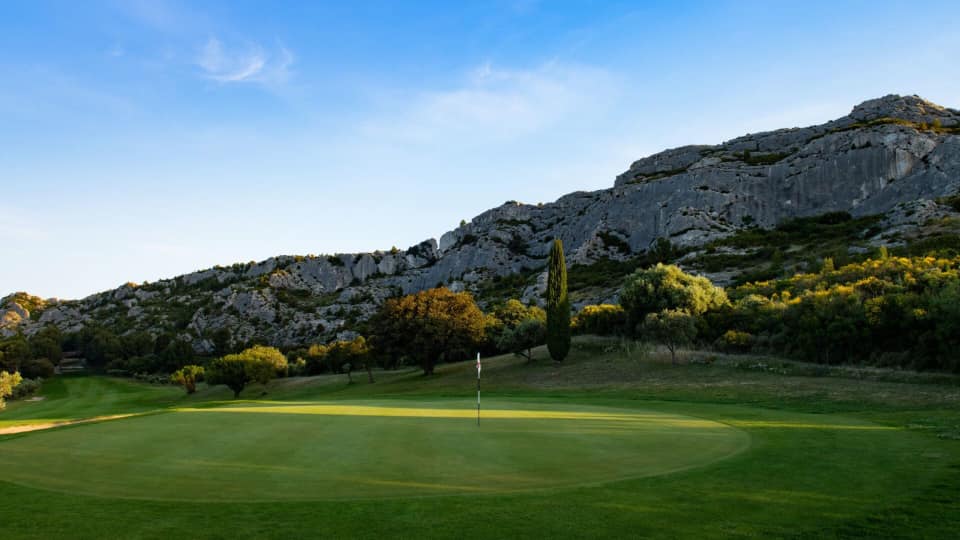 golf en provence au pied des alpilles - resonance golf collection