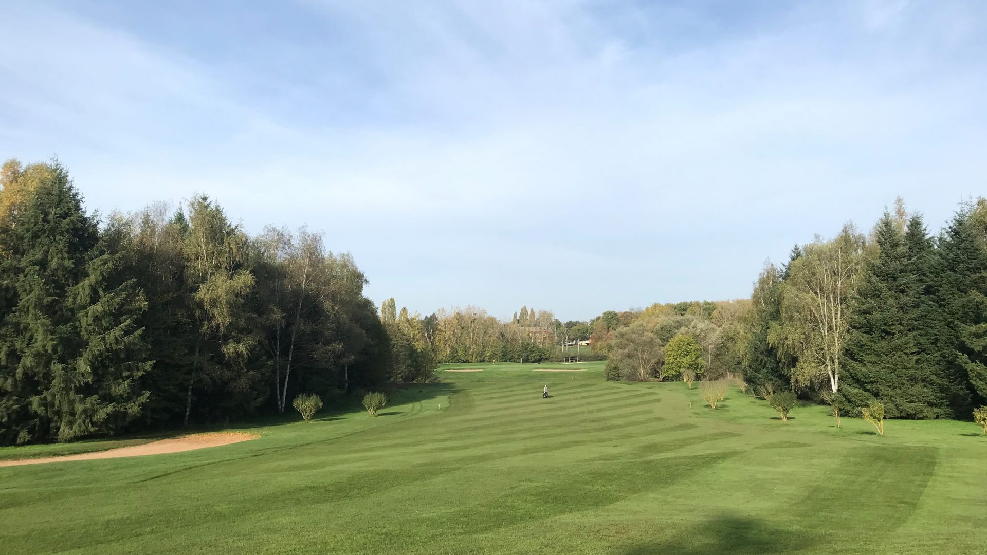 trou 18 golf domaine de la grange aux ormes en automne - resonance golf collection