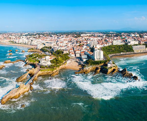 Les activités sportives et culturelles à faire au Pays Basque proche de l'Océan Atlantique