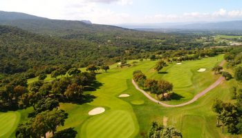 logo golf roquebrune resort, parcours 18 trous à e resort, parcours 18 trousRoquebrune-sur-Argens, dans le Var (83), resonance golf collection