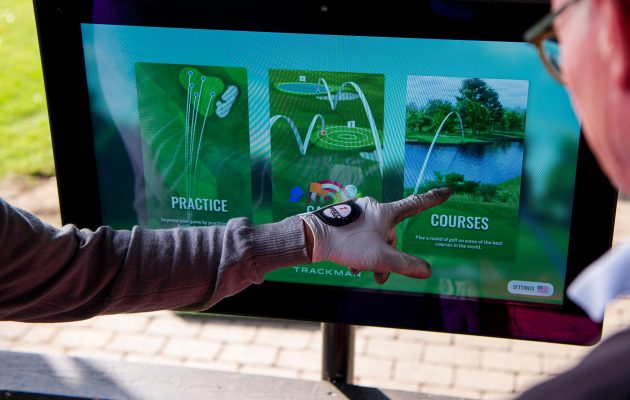 TrackMan Range : une nouvelle façon connectée de jouer au golf ! - A découvrir dans 4 golfs collection