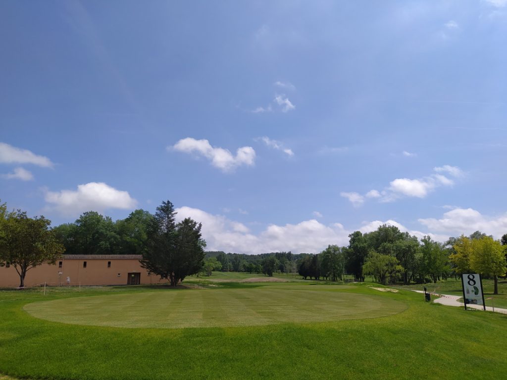 Nouveau départ du trou 16 du Golf de la Grande Bastide près de Nice, Resonance Golf Collection