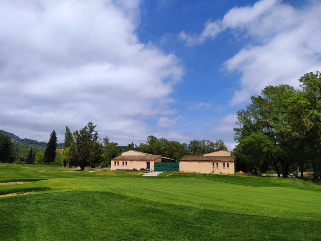 Nouveau green du trou 16 du Golf de la Grande Bastide, Resonance Golf Collection