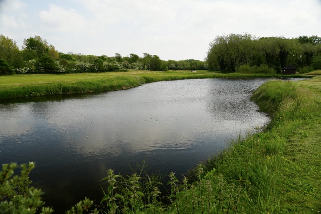 Bassin de réserve en eau au Golf du Touquet, utilisation raisonnée de l'eau sur nos golfs, Resonance Golf Collection