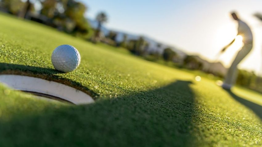 La rentrée : le moment parfait pour découvrir le golf et s’offrir une parenthèse en pleine nature