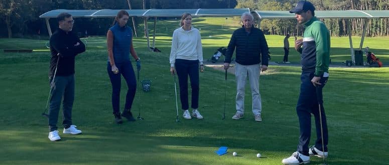 Initiation au golf grâce à l'offre d'essai 1 mois