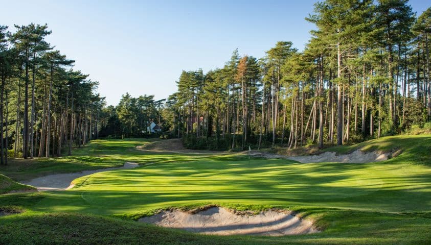 Parcours Les Pins et Les Dunes du Golf d’Hardelot, classés parmi les meilleurs golfs de France 2026